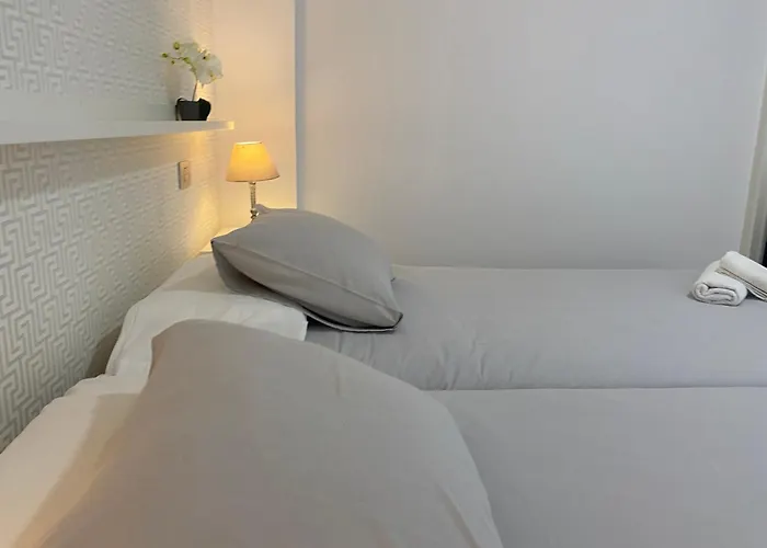 Апартаменти Numancia1-2b *